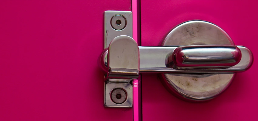 Childproof Gate Lock in Plainfield, Illinois