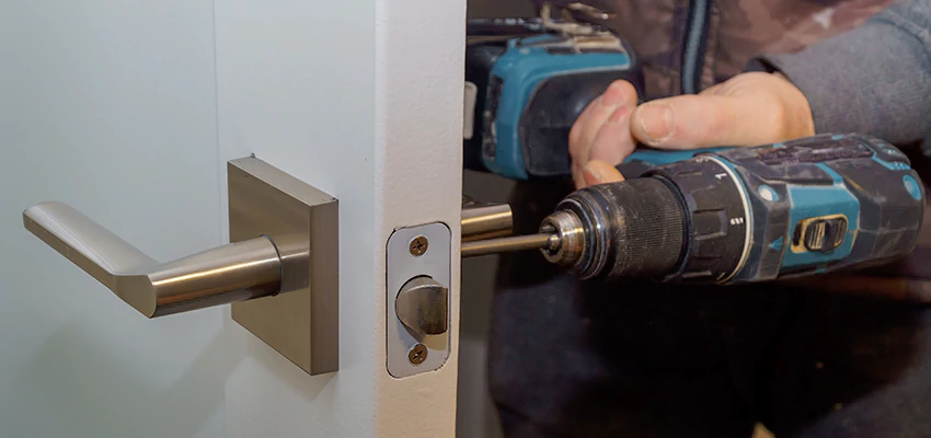 Broken Door Handle Lock Repair in Plainfield, Illinois