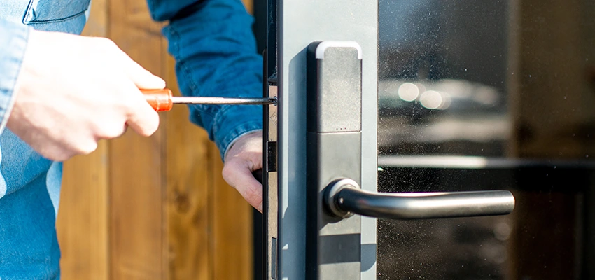 Aluminium Door Lock Replacement in Plainfield, Illinois