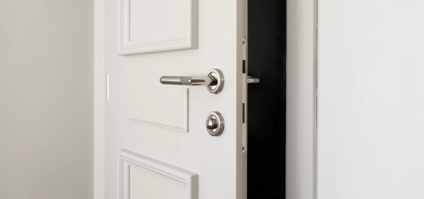 Folding Bathroom Door With Lock Solutions in Plainfield, IL